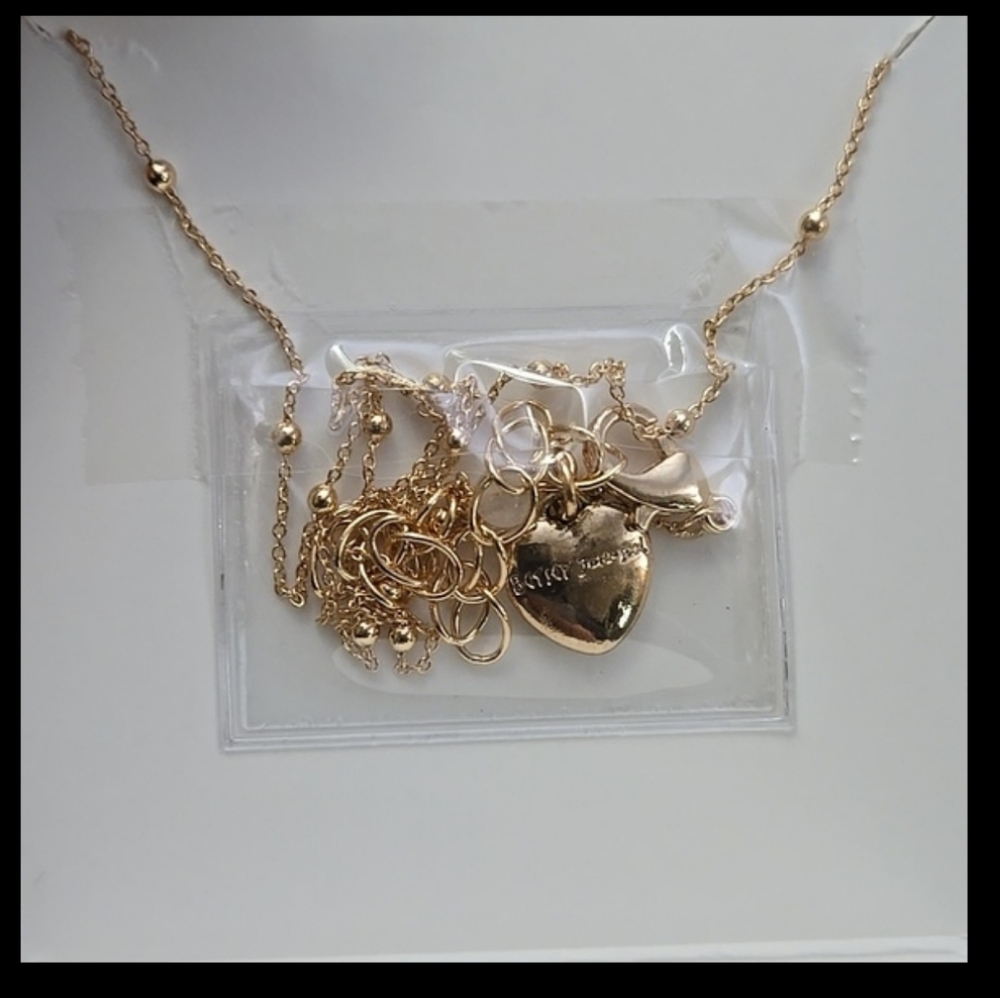 Betsy Johnson Petite Sparkle Bow Dangle Neklace , Brand New in Box - Picture 4 of 4
